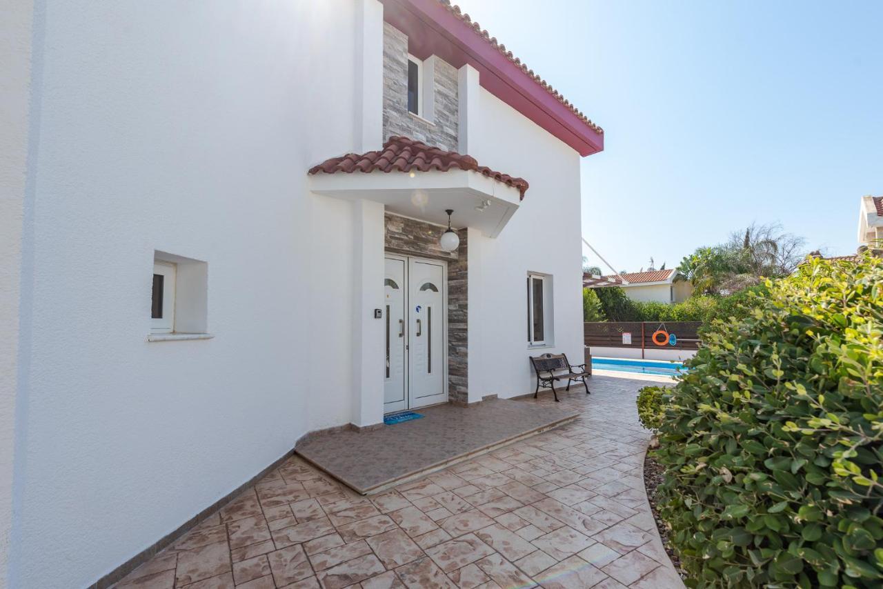 Villa Willow Mandali By Ezoria Villas プロタラス エクステリア 写真