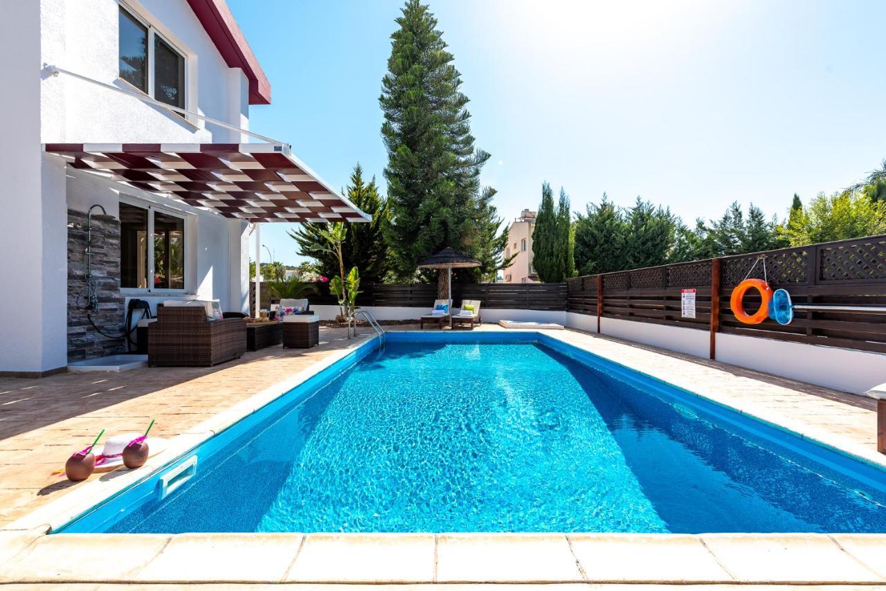 Villa Willow Mandali By Ezoria Villas プロタラス エクステリア 写真
